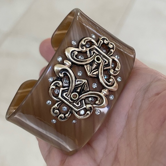 Cellulose acetate brass diamanté crystal wide open cuff bracelet - Picture 5 of 9